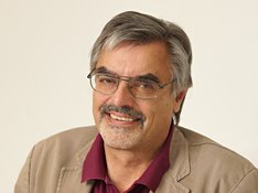 Bild_Bernhard.jpg
